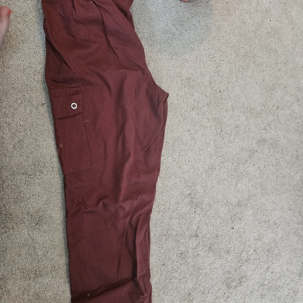 BRAND NEW FOREVER 21 RUST COLORED JOGGER PANTS, SIZE XL